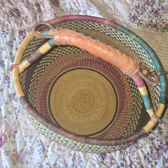 Bolga Weaved Braided Basket - Picture 4 of 9